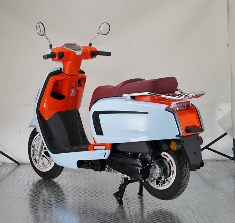 50cc 125cc 4 Stroke Ecu Gasonline Scooter with Euro 5+ for European Customer