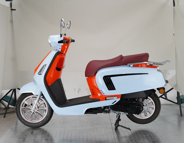 50cc 125cc 4 Stroke Ecu Gasonline Scooter with Euro 5+ for European Customer