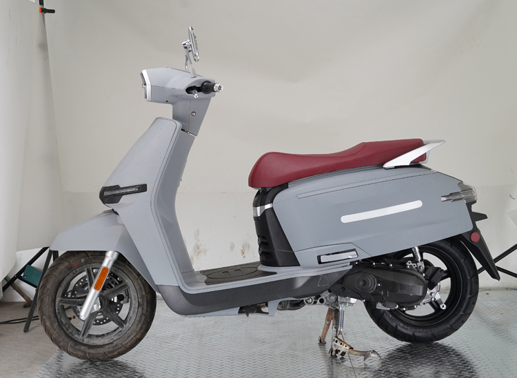 50cc City Gasonline Scooter for Eu with Euro 5+ Approval 50cc City Gasonline Scooter for Eu with Euro 5+ Approval